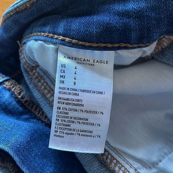 EXCELLENT CONDITION SIZE 4 AMERICAN EAGLE SUPER STRETCH MIDI SHORTS FRAYED HEMS - Picture 5 of 8